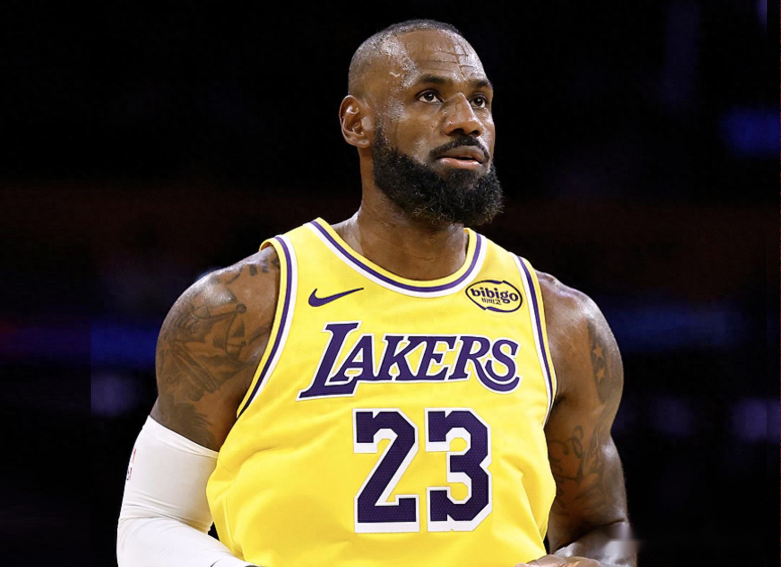 爆砍45+14+11+5！抱歉詹姆斯：你从队史第一变成了队史第二